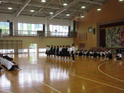①