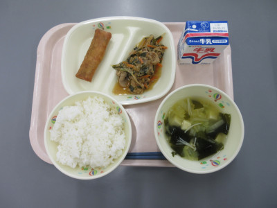 給食0303