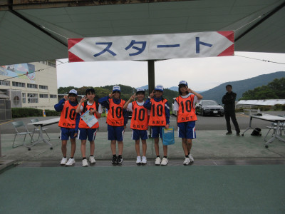 ④