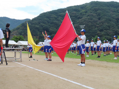 ④